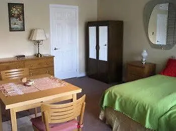 Oda ve Kahvaltı Elevate Rooms Parkside Retreat B&B Toronto