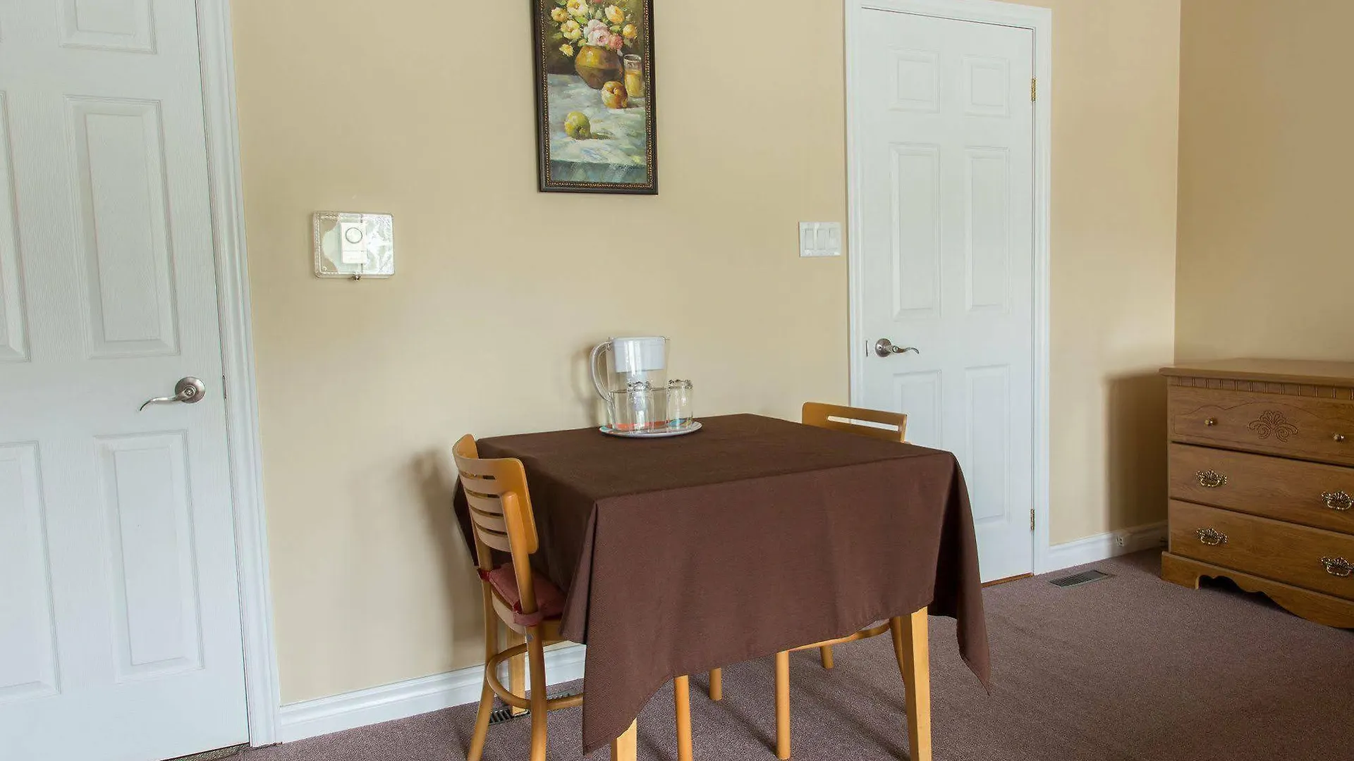 Elevate Rooms Parkside Retreat B&B Toronto